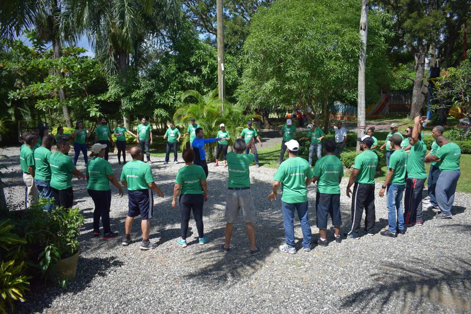 Equipo de Critical Power en dinámica de integración